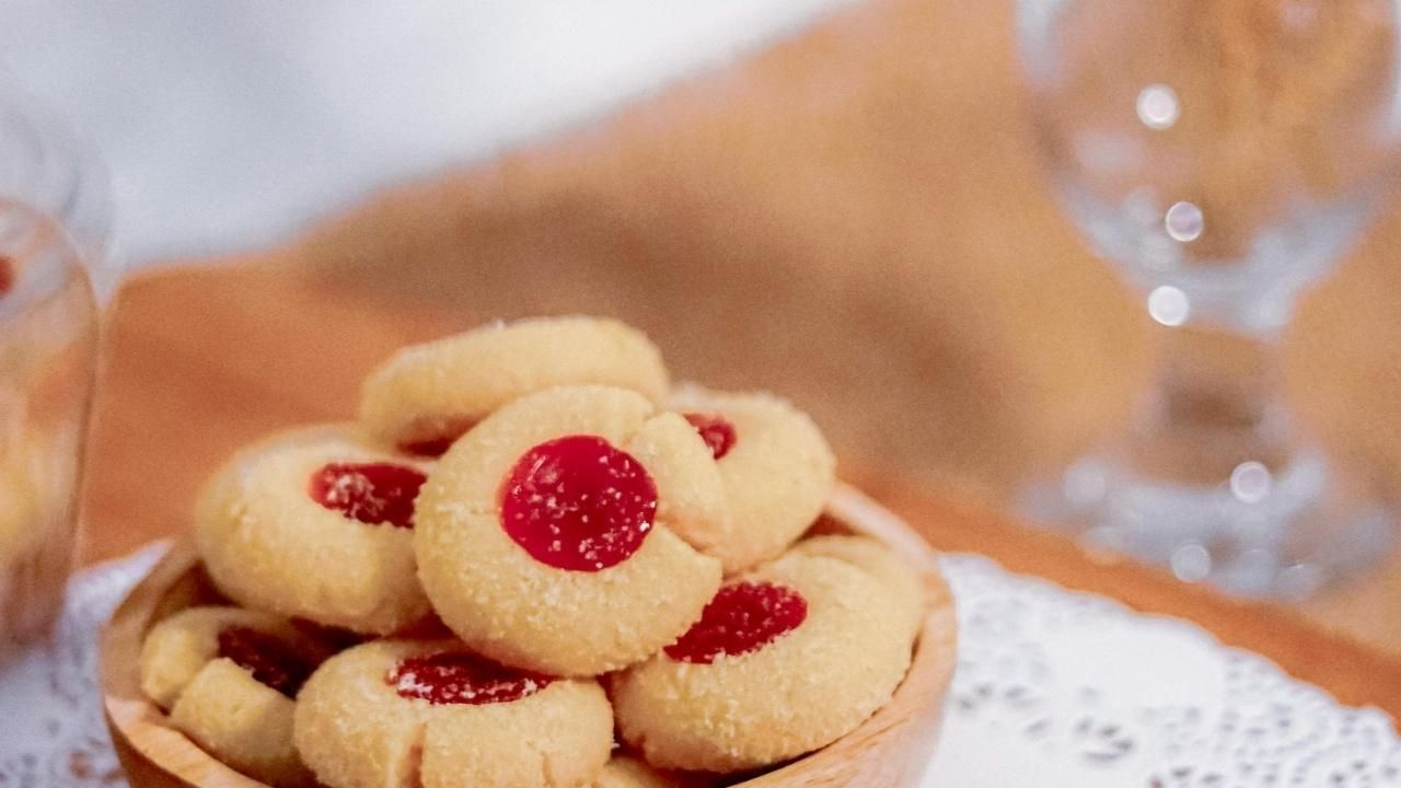 Why Bull Shot Cookies are the Ultimate Jam-Filled Dessert