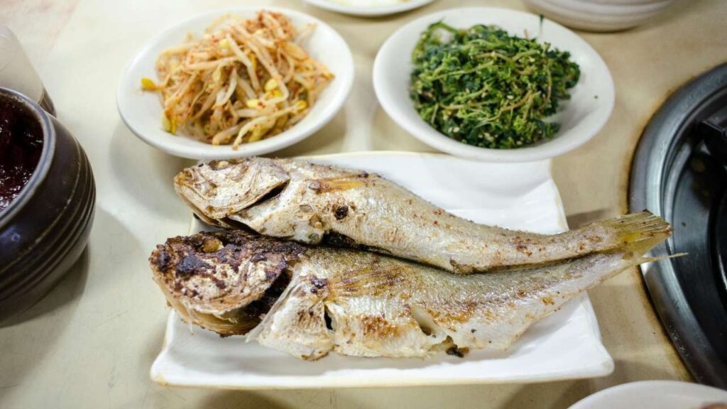 Flavor Partners: The Essential Mediterranean Aromatics